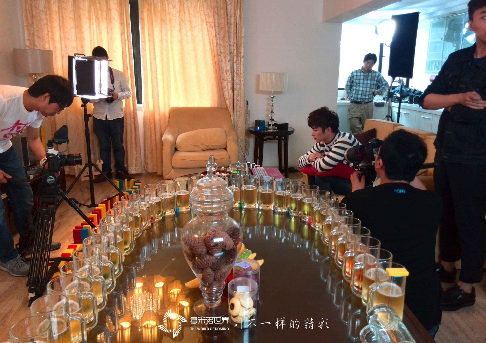 <<愛奇藝  愛青春>>宣傳片獨家上線